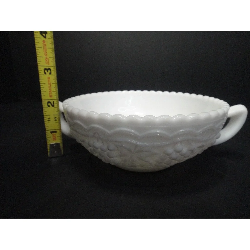 VTG Imperial Glass Double Handle Milk Glass Vintage Grape Embossed Bowl Cup EUC